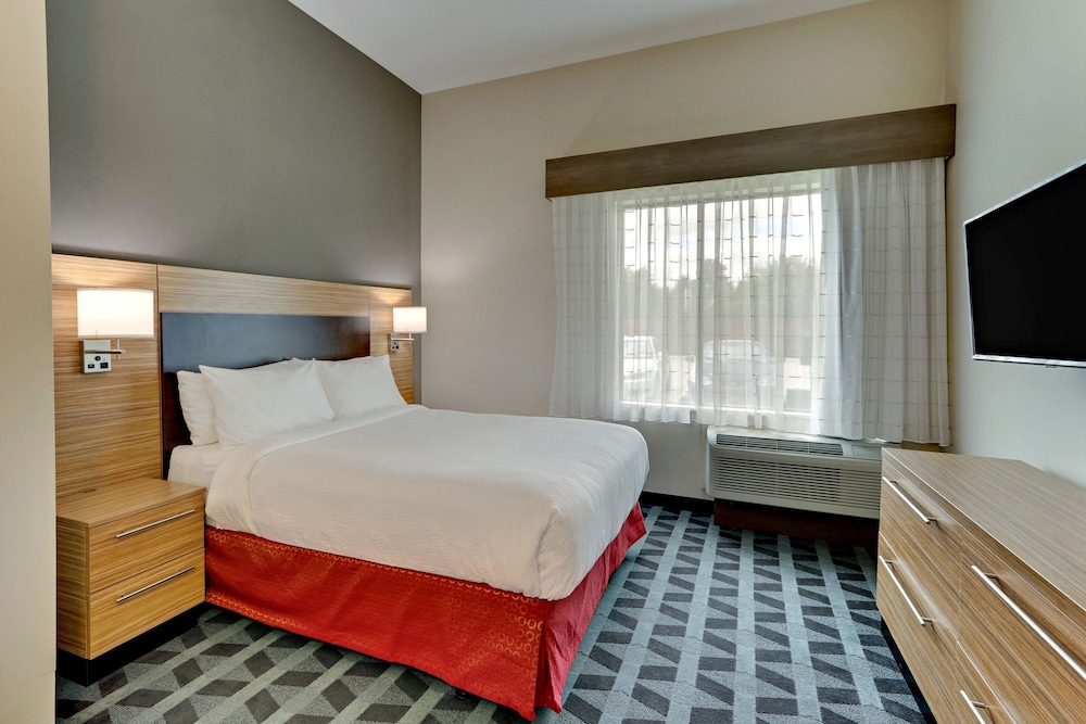 Suite, 1 Bedroom - Photo 4