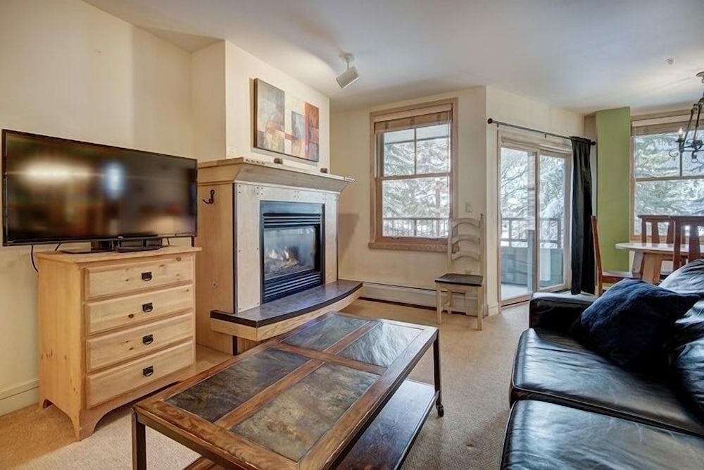 Condo, 1 Bedroom