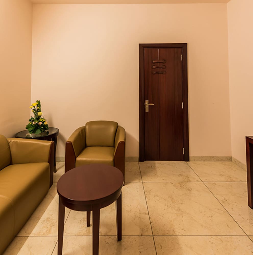 Suite (Suite with Spa Bath) photo 3