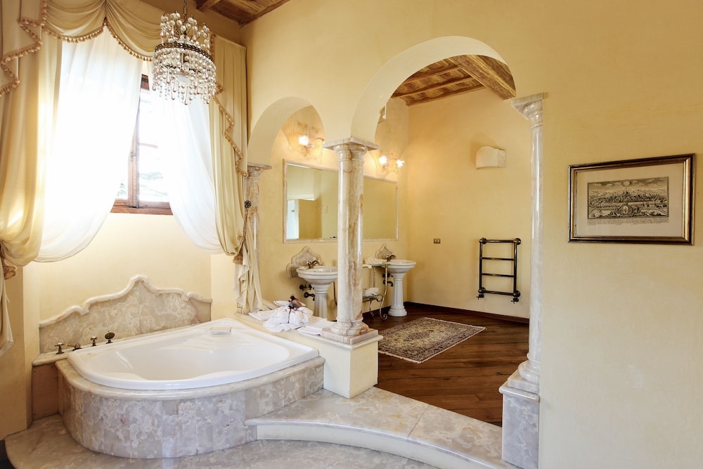 Suite photo 2