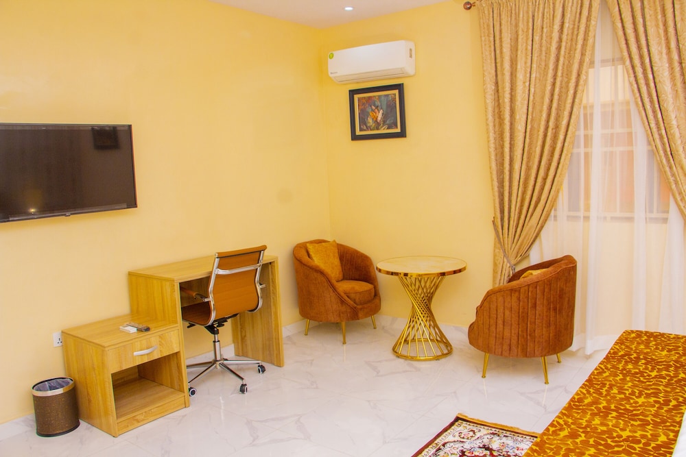 Presidential Suite photo 3
