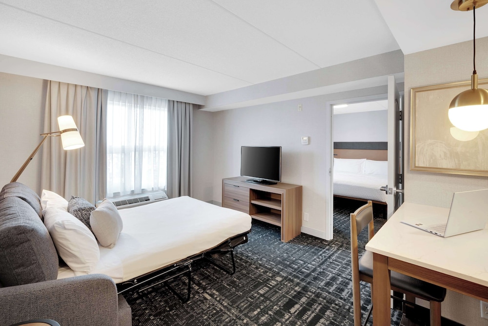 Suite, 1 King Bed, Non Smoking - Photo 1