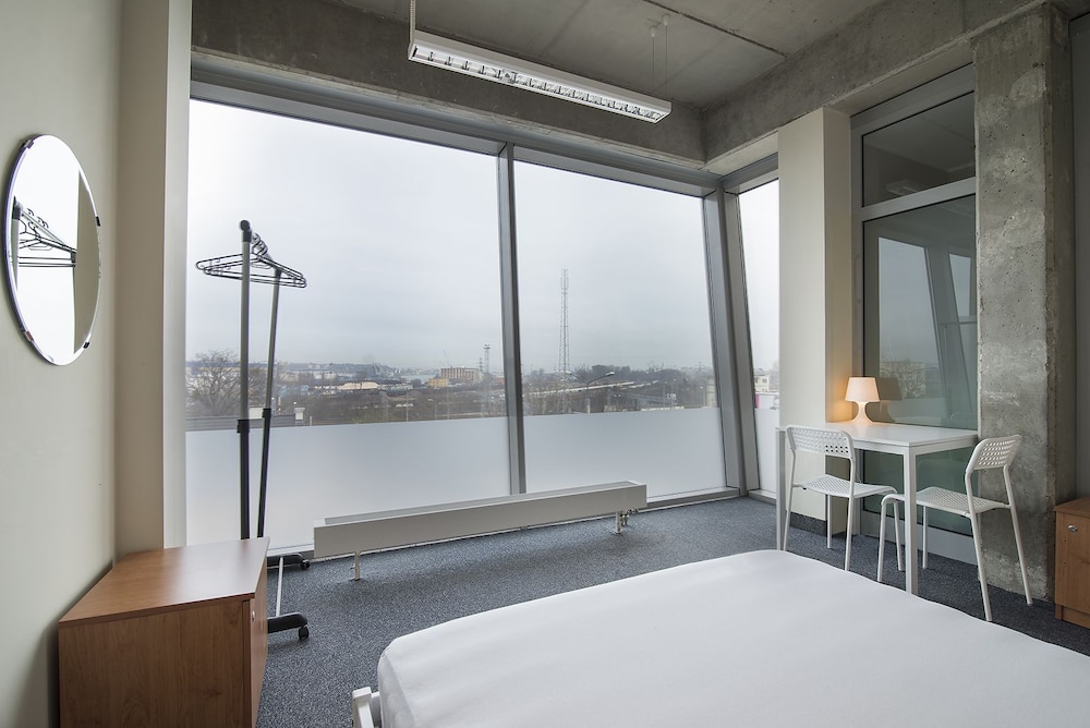 Room (Nr 24) photo 2
