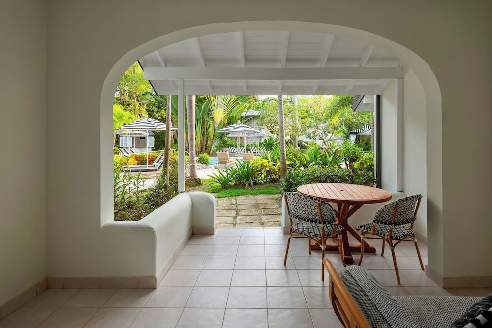 Junior Suite, 2 Queen Beds, Terrace, Garden View (Pool) photo 3
