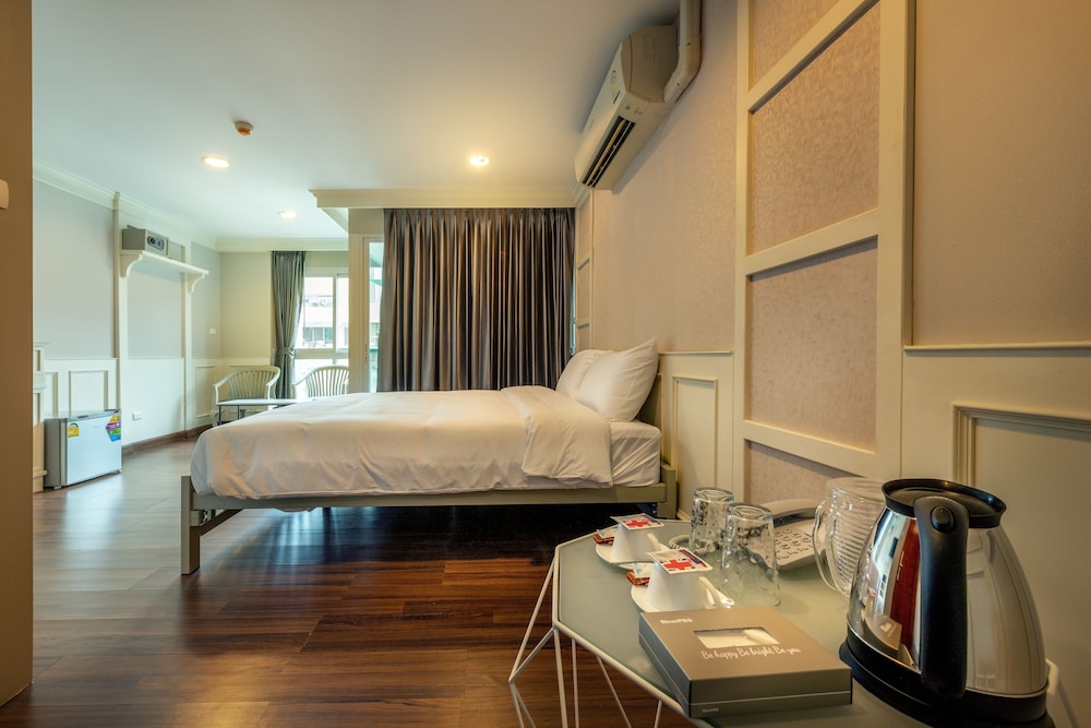 1 Bedrooms Suite photo 2