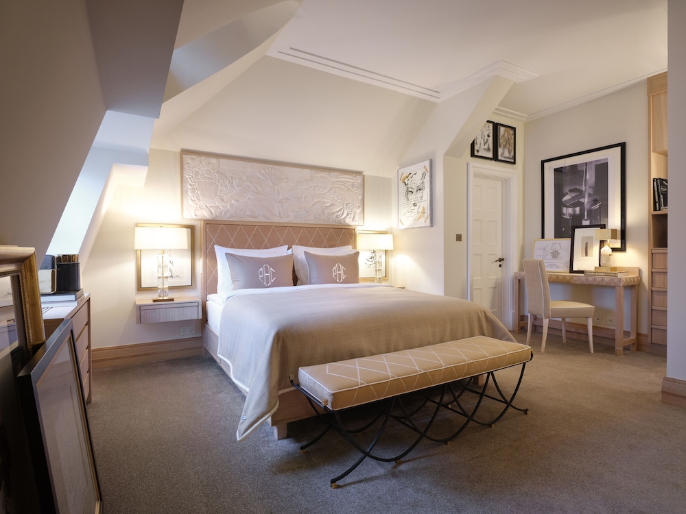Premium Suite (designed by PATRICK HELLMANN) Premium Suite (designed by PATRICK HELLMANN)