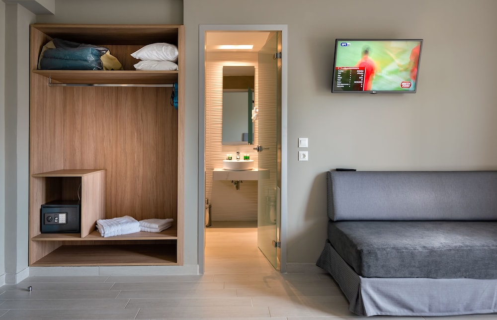 Double Room (Ground floor) photo 3