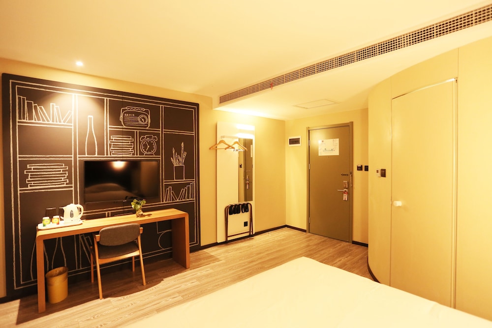 King Size Room photo 2