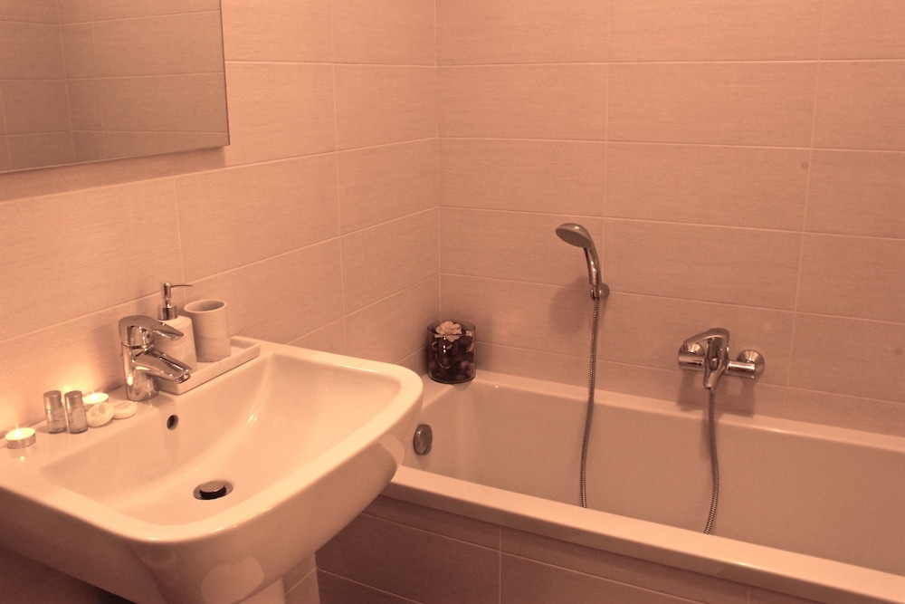Double Room, Private Bathroom photo 3