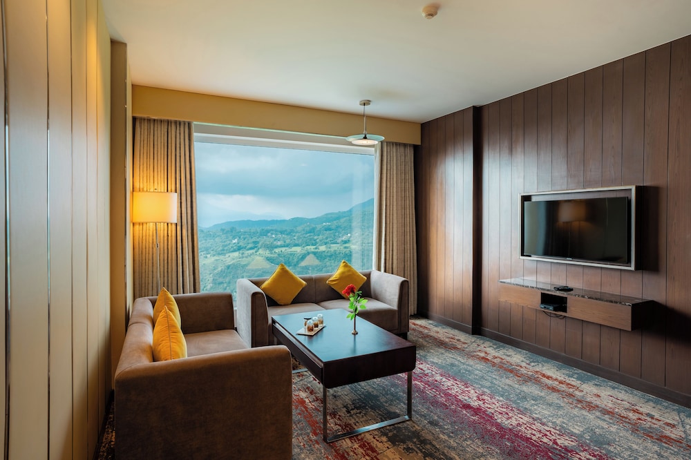 Superior Suite, 1 King Bed photo