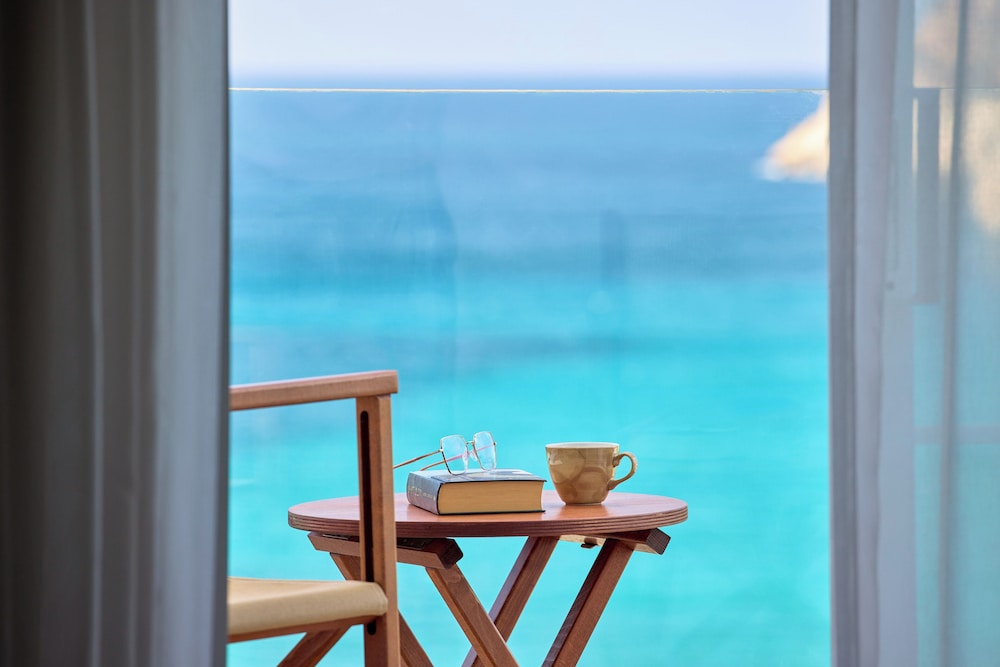 Room (Supreme, Cala Galdana View)