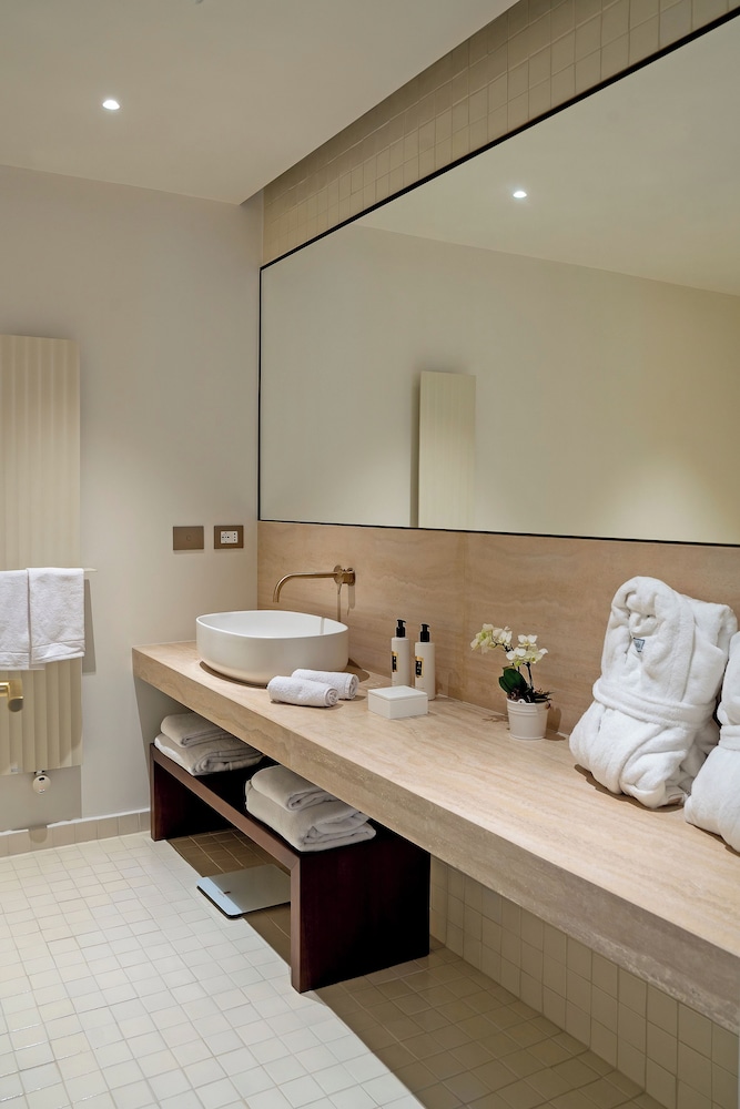 Deluxe Double Room - Photo 6