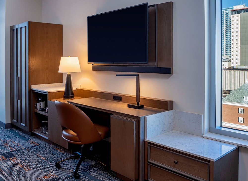 Room, Accessible (1 King and 1 Twin Bed, Roll-in Shower)