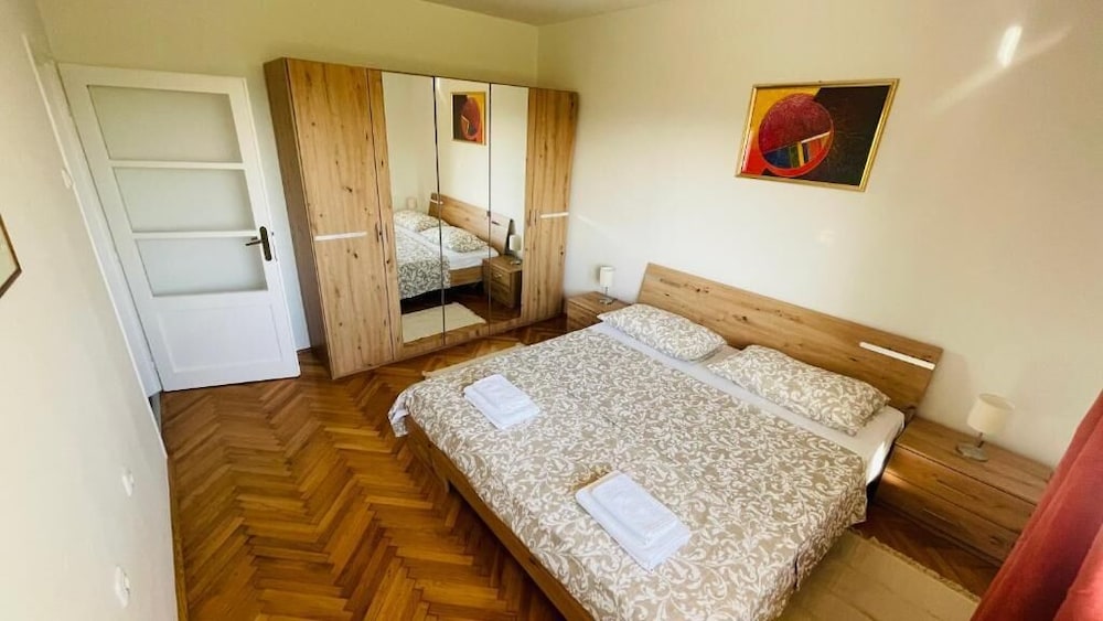 Comfort Apartment photo 2