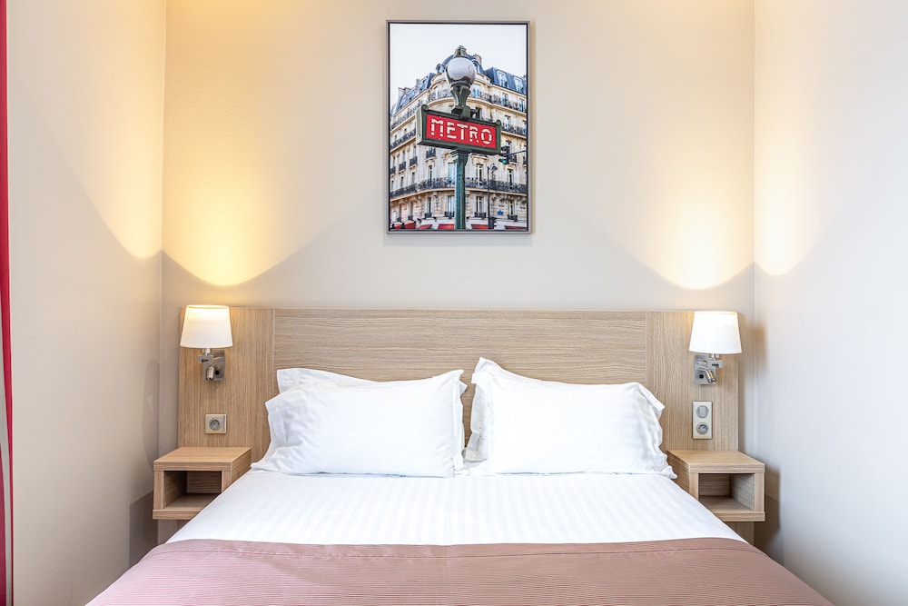 Classic Double Room, City View