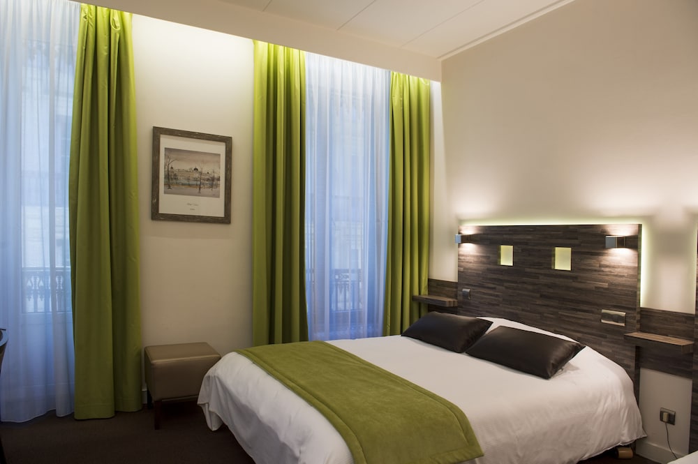 Double or Twin Room photo 1