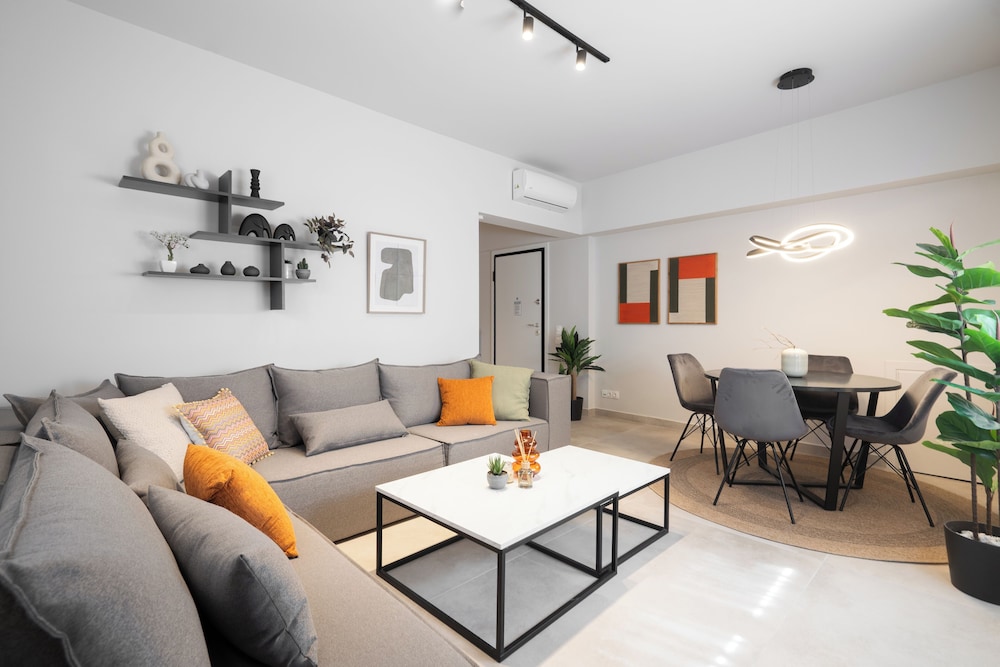 Superior Apartment, Courtyard View