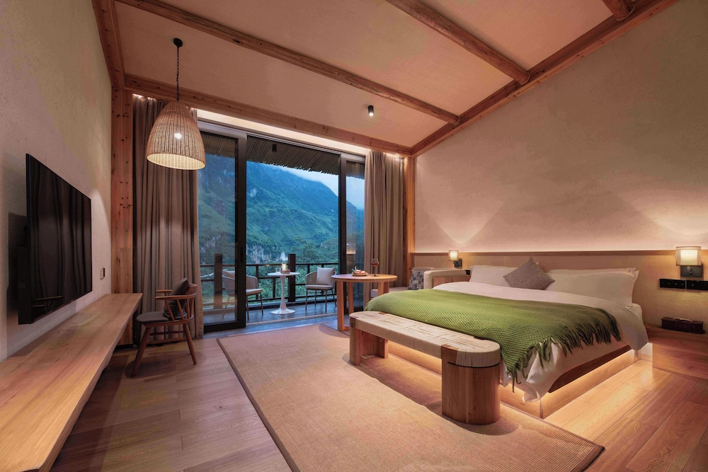 Superior Double Room, Hill View photo 1