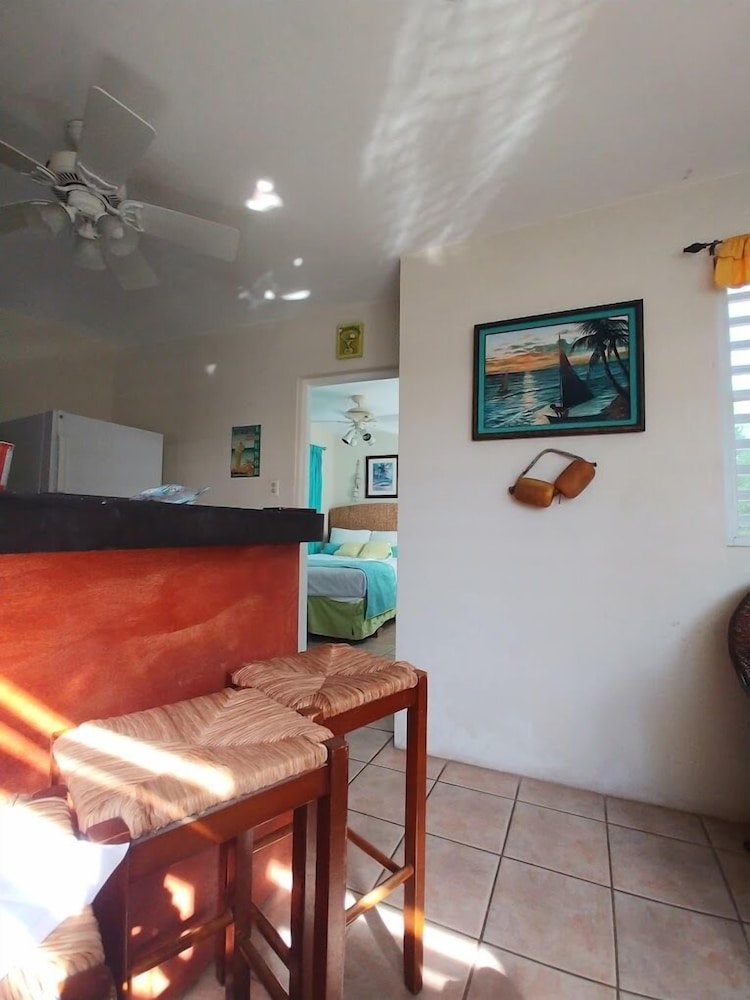 Comfort Villa, Private Bathroom (It's 5 O'Clock Somewhere)