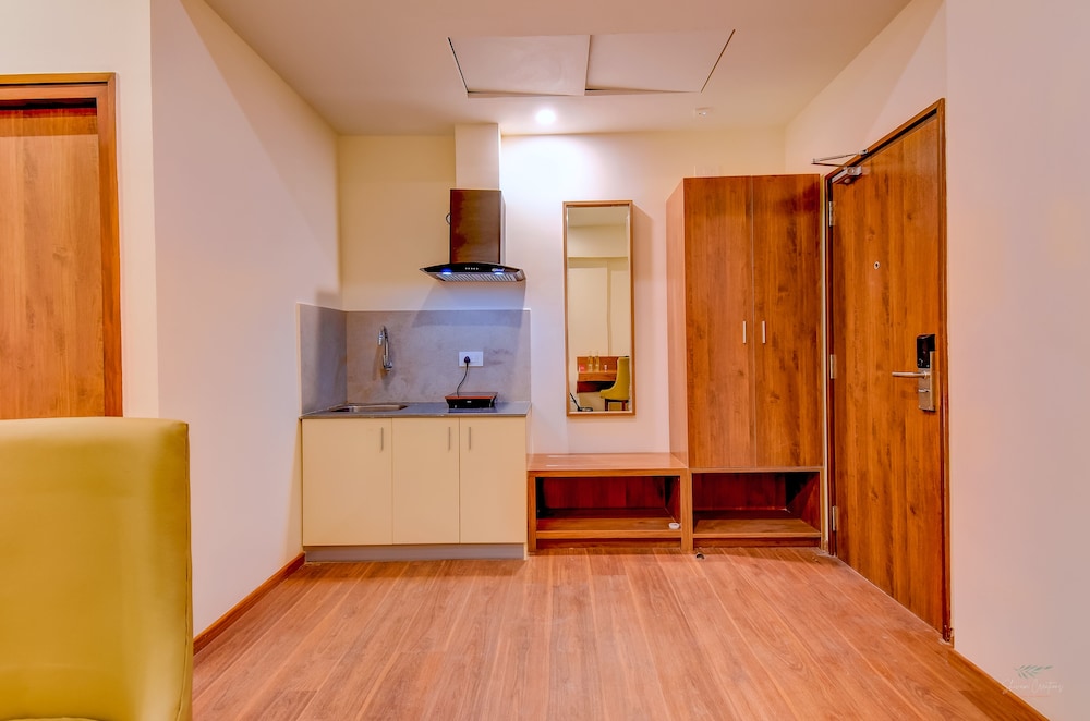 Executive Room - Photo 3