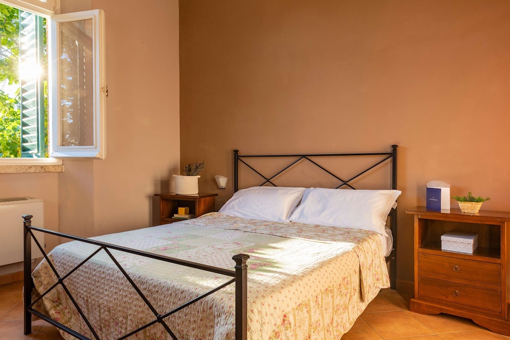 Basic Double Room - Photo 4