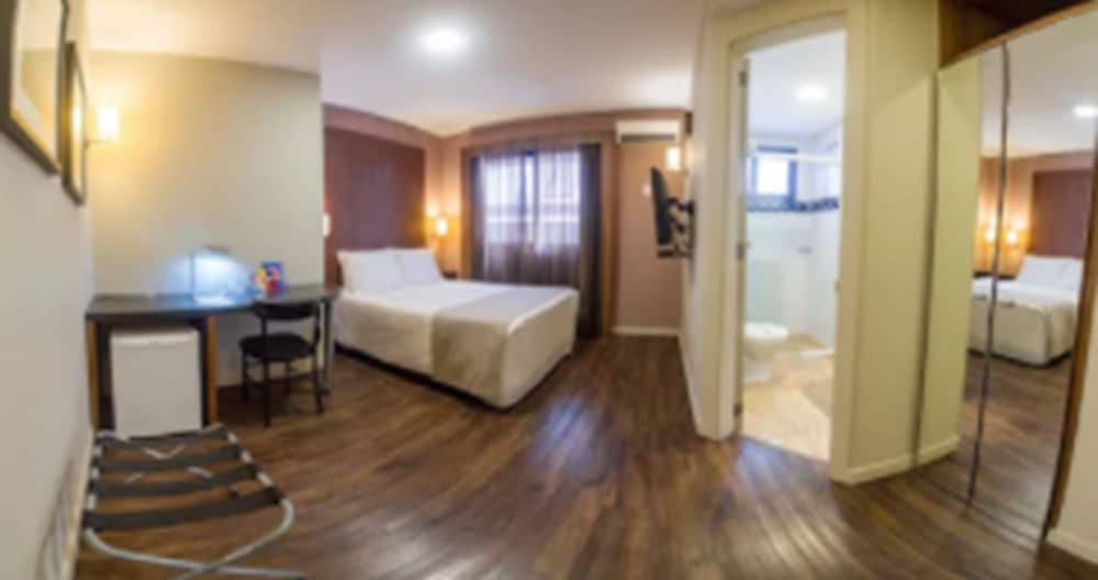 Executive Double Room, 1 Queen Bed - Photo 1