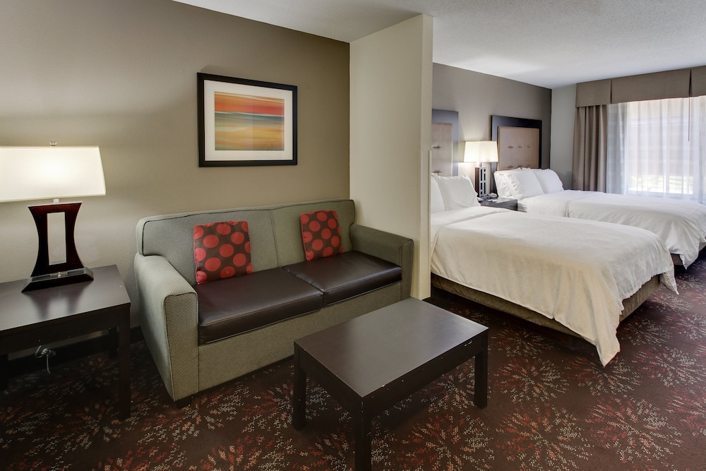 Suite, Multiple Beds - Photo 4