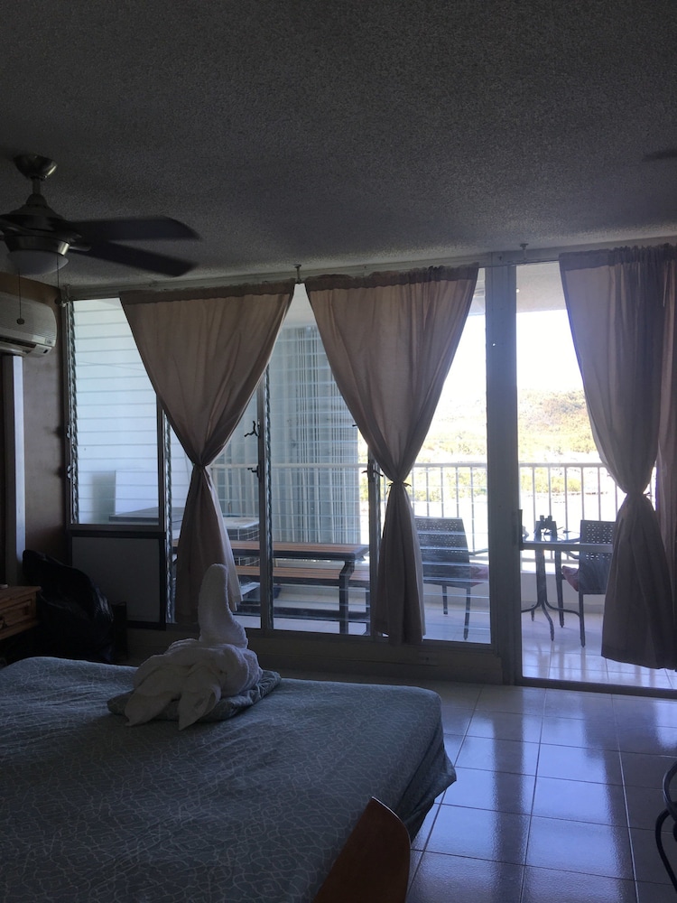 Studio, Ocean View, Oceanfront photo 2