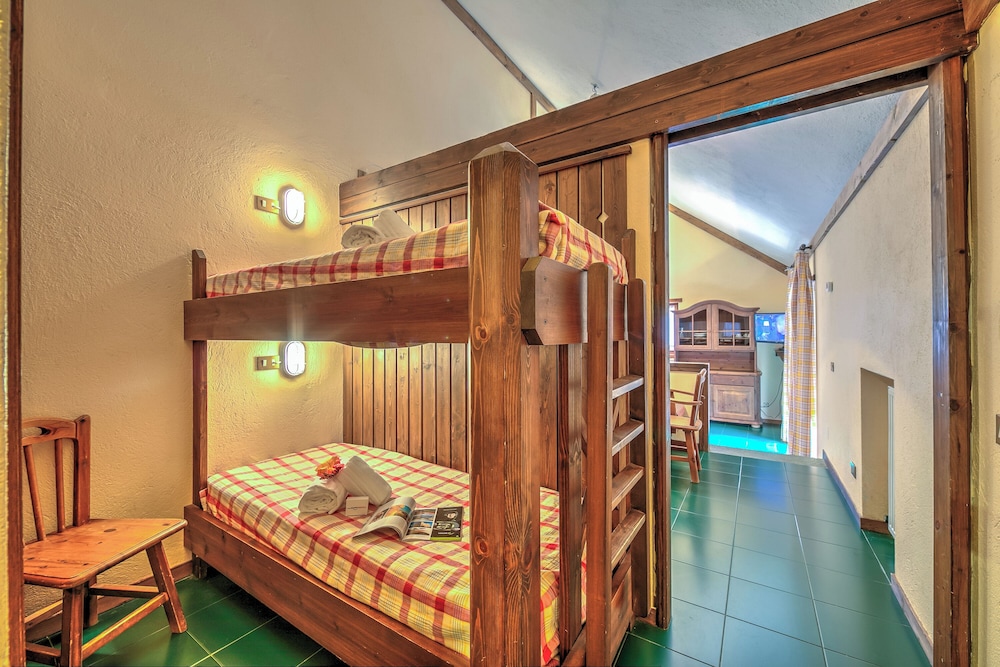 Family Studio, Mountainside (Grange Hike & Ski - 40D Sestriere) photo 1