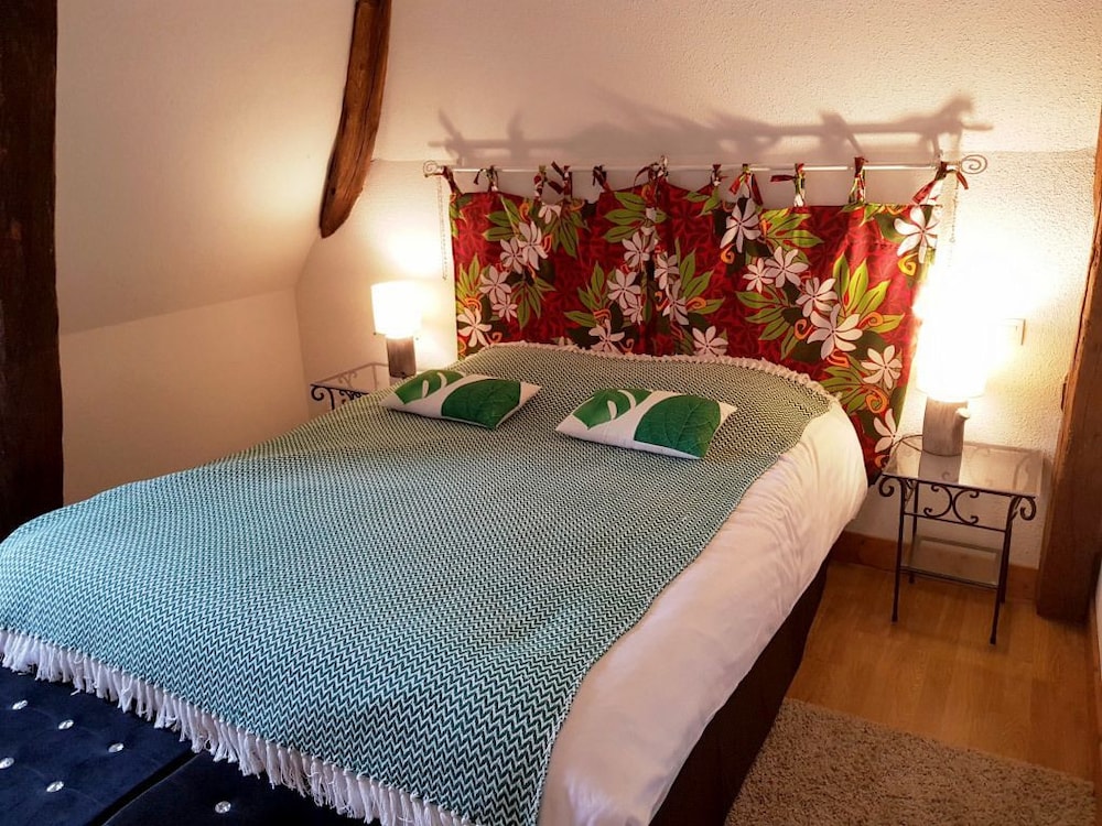 Deluxe Double Room, 1 Queen Bed (Wallis) photo 1