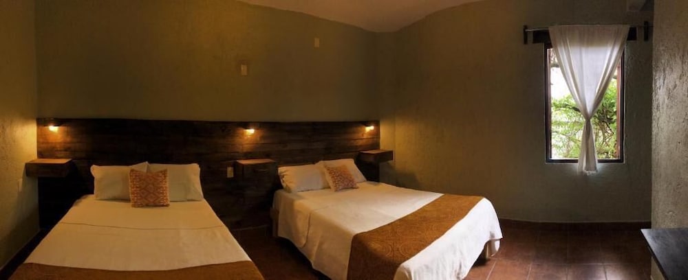Standard Double Room - Photo 3