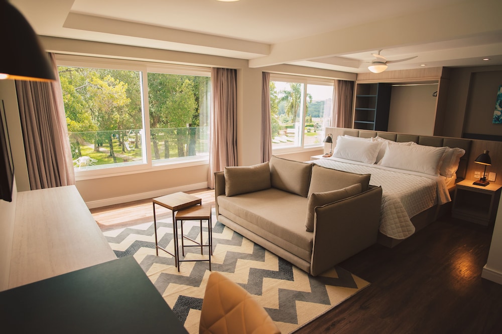Superior Studio Suite photo 2