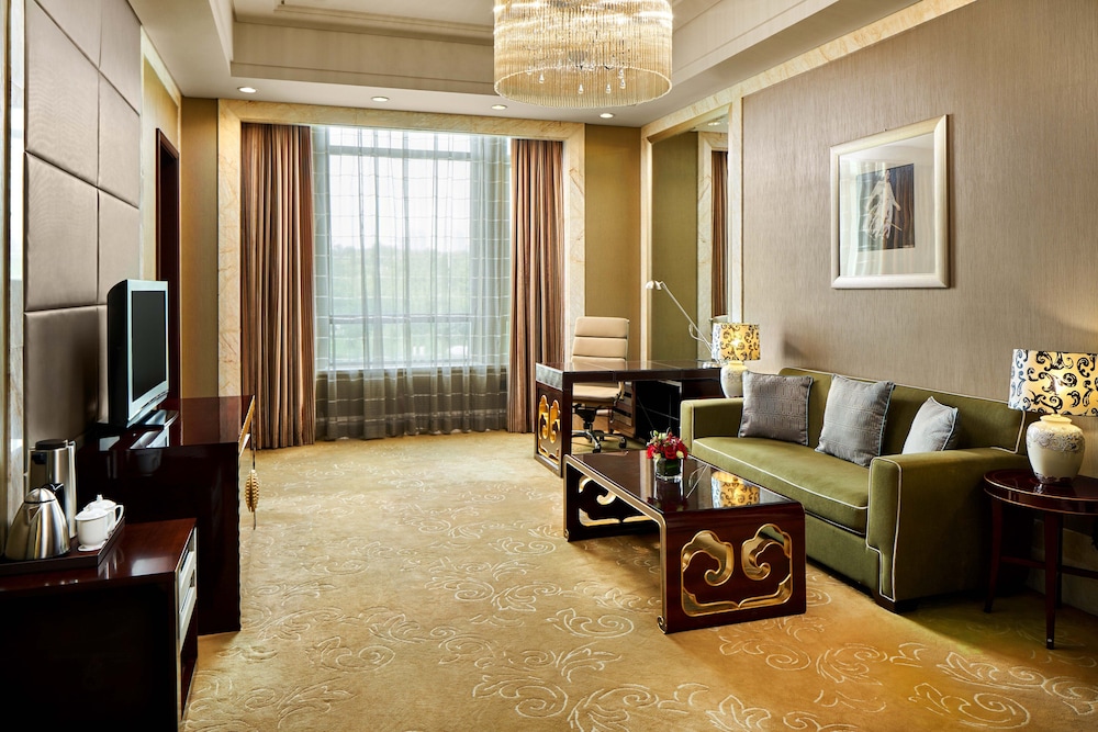 Suite, 1 Bedroom (Lounge Access)