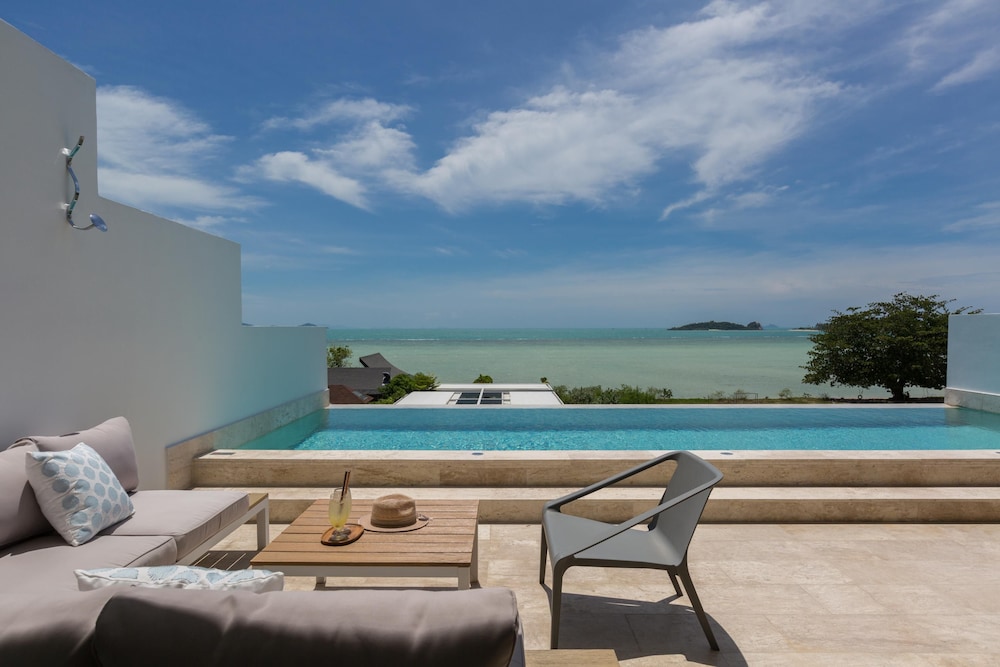 2 Bedroom Sea View Pool Suite & Cinema - Photo 30