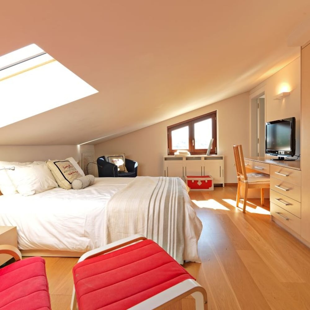 Villa photo 2