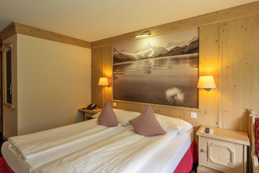 Double Room with Eiger View photo 3