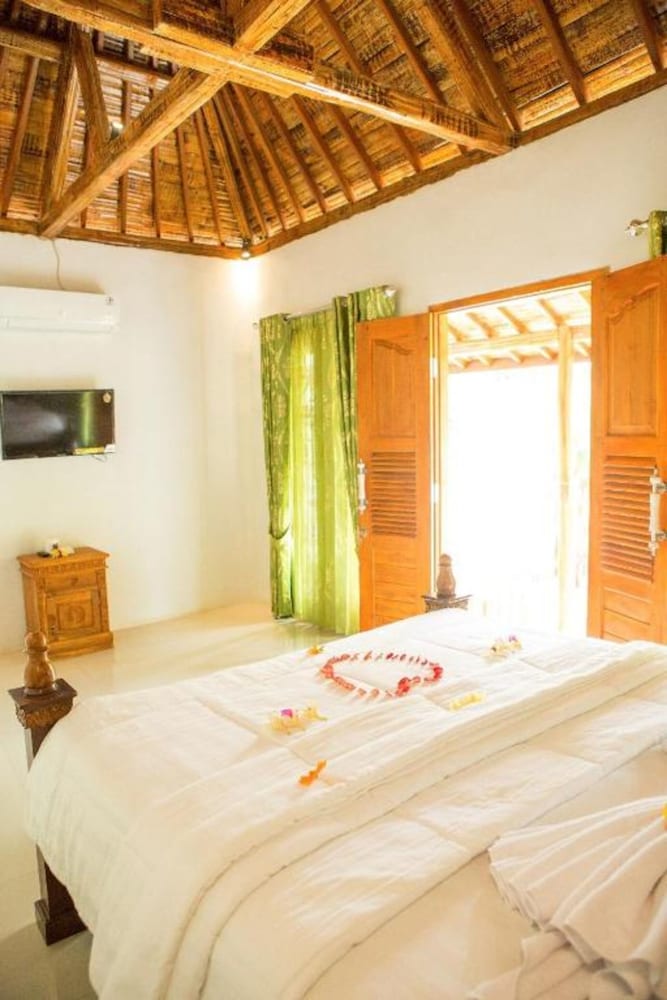 Deluxe Bungalow, Garden View - Photo 3