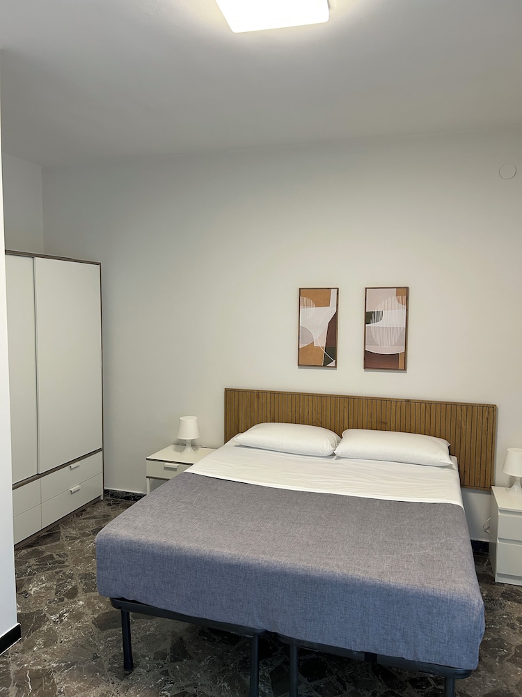 Premium Condo, 1 Queen Bed with Sofa bed, Balcony