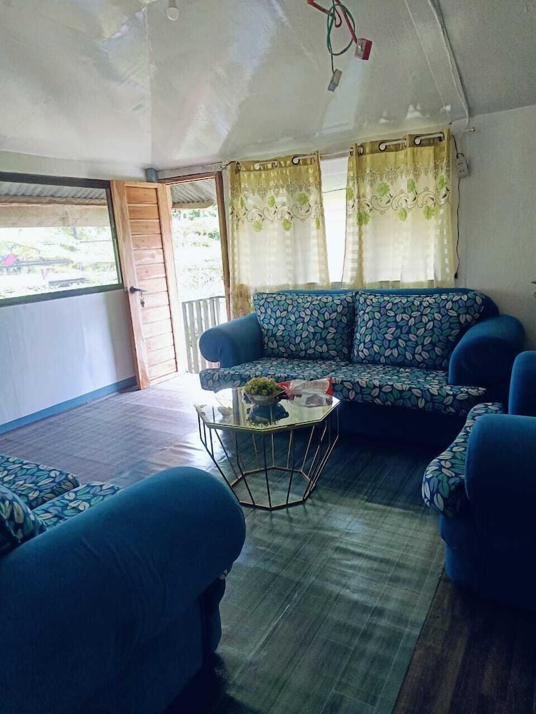 Family Studio Suite, Pool View photo 3