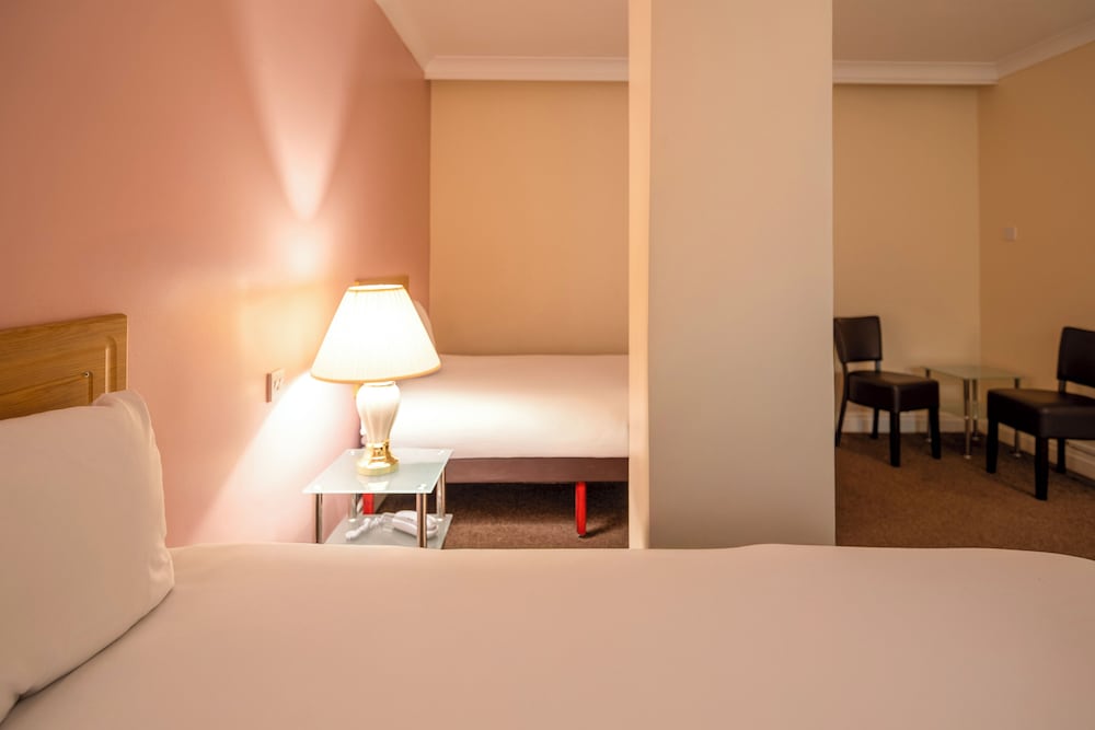 Twin Room, No Windows - Photo 4