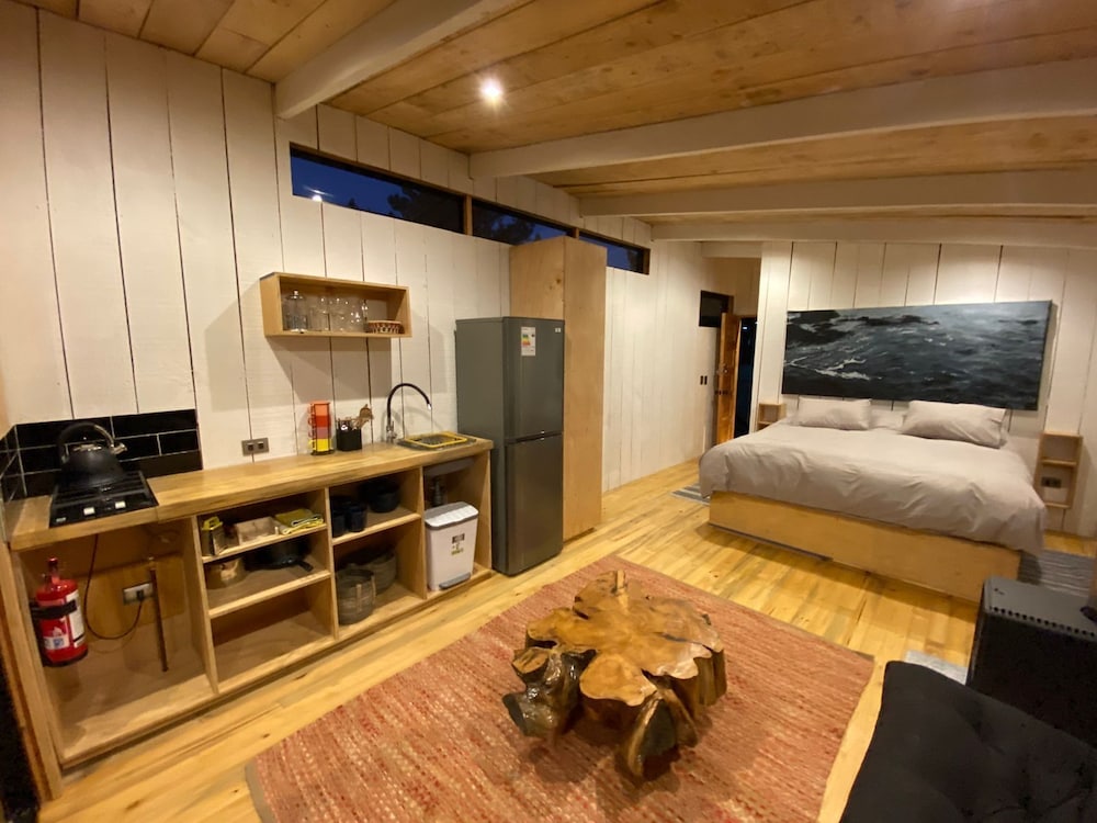 Family Cabin, 1 Bedroom, Private Bathroom, Sea View photo 2