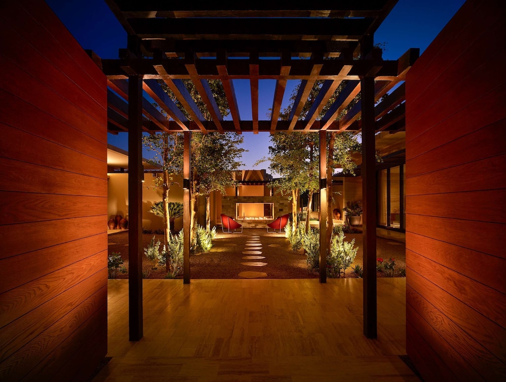 Casa Twin Dolphin Three Bedroom Home