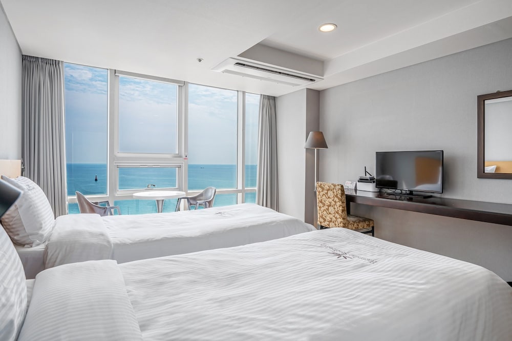 Superior Twin Room, Ocean View