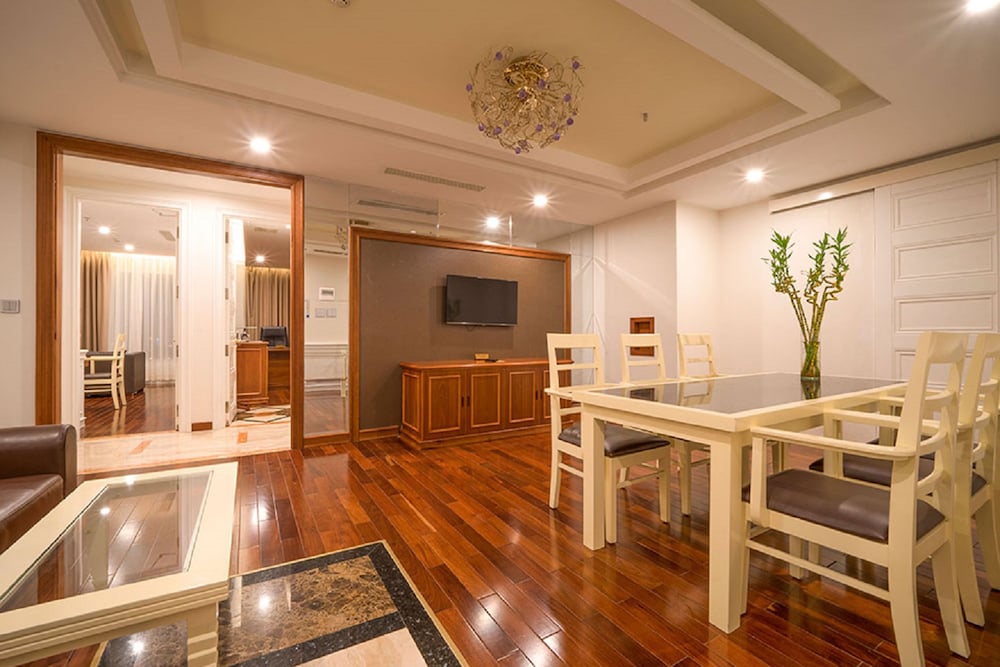 Panoramic Penthouse, 2 Bedrooms, Park View photo 2