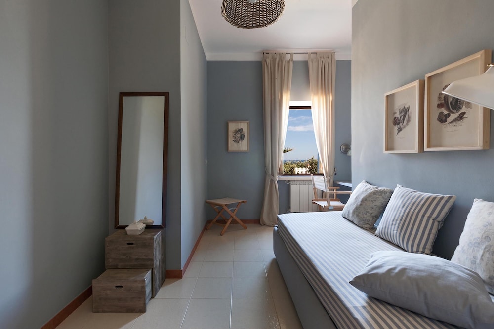 Classic House, 3 Bedrooms