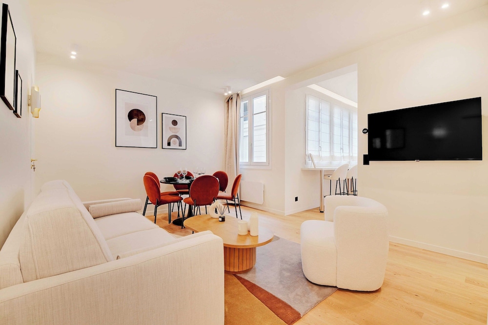 Apartment photo 3