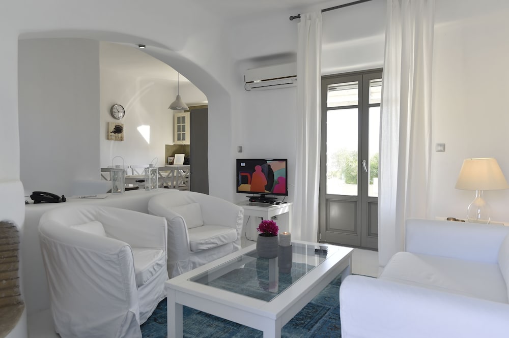 Suite, Ground Floor