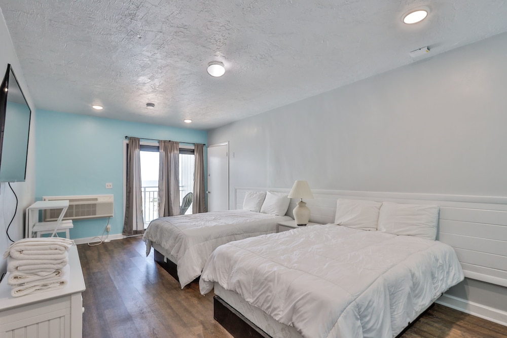 Signature Condo photo 2