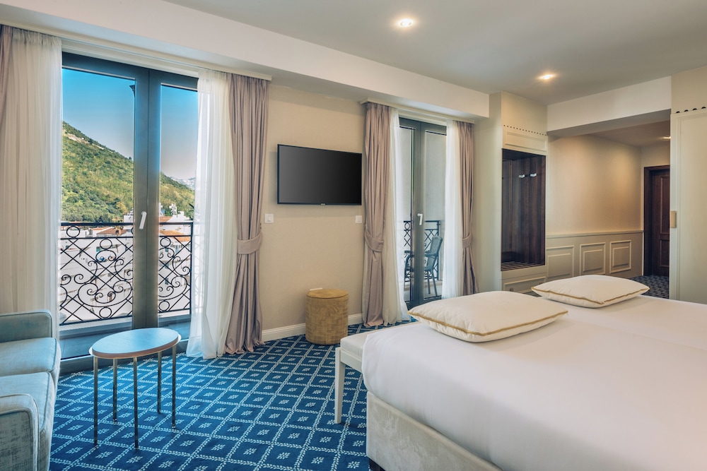 Executive Single Room