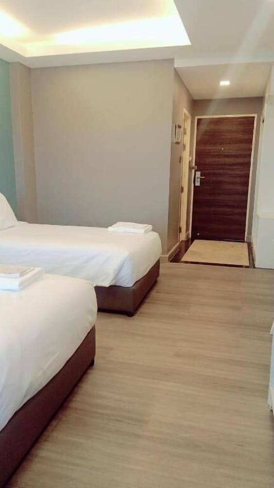 Grand Deluxe Family Connecting Room - Photo 3